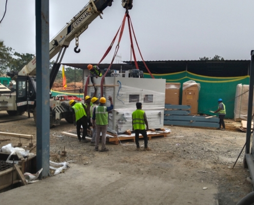 CNC Machine UnLoading (4)