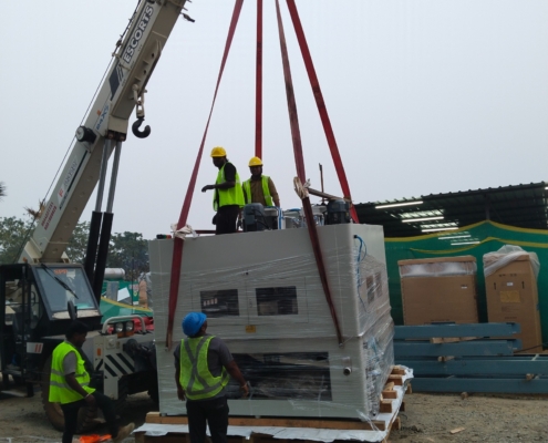 CNC Machine UnLoading (5)