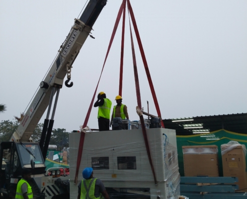 CNC Machine UnLoading (6)